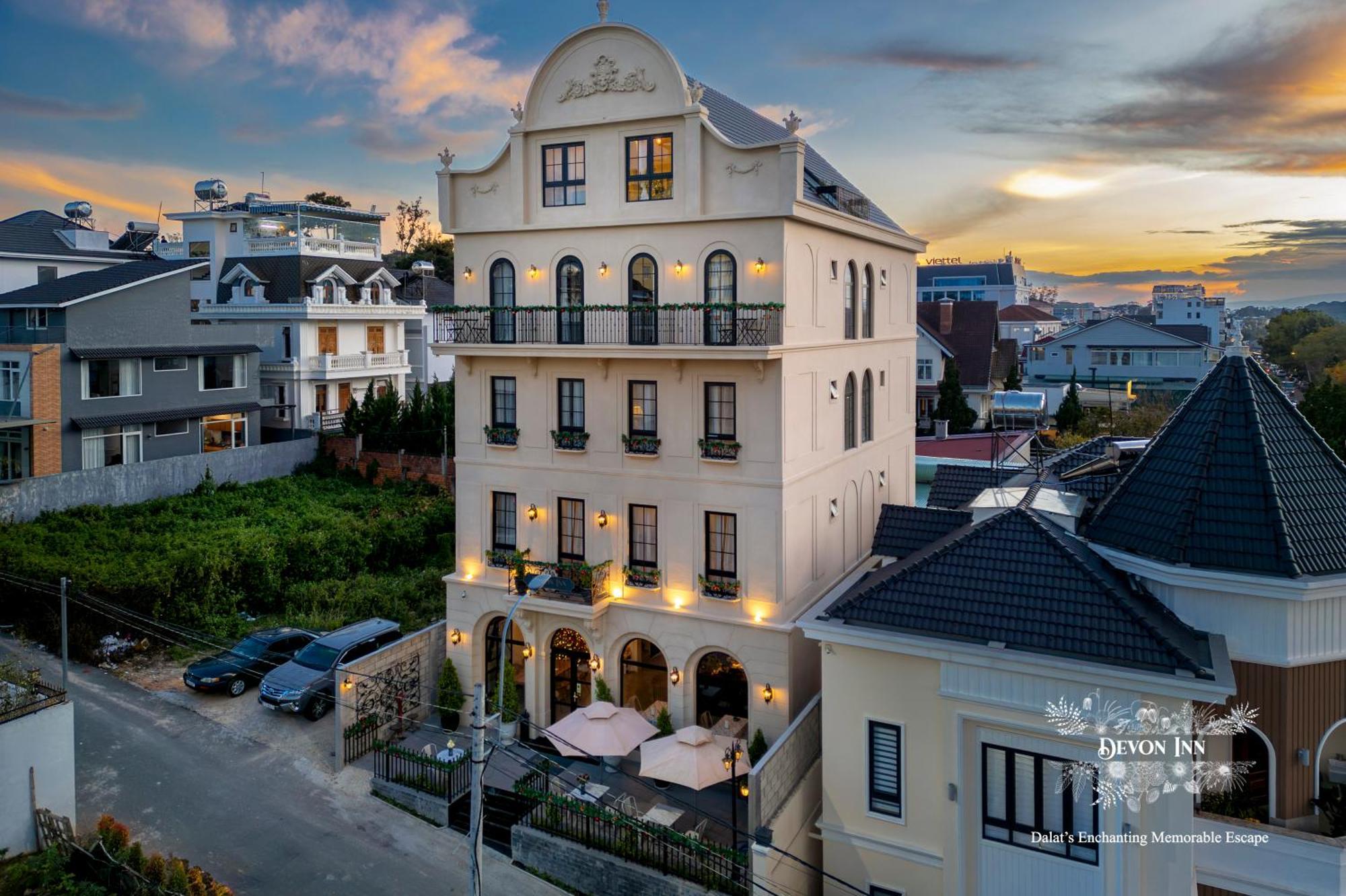 Devon Inn Khu Chi Lăng Exteriér fotografie